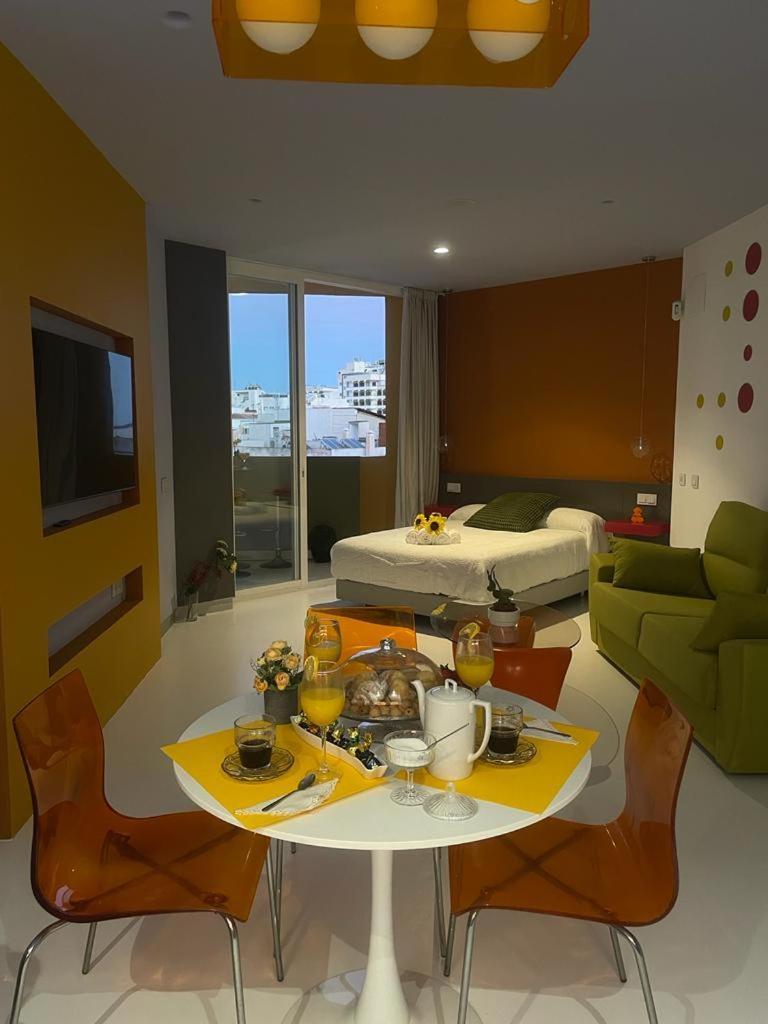 Lahola Glam Suites Торемолинос Екстериор снимка