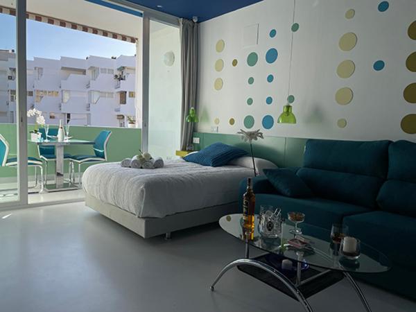 Lahola Glam Suites Торемолинос Екстериор снимка