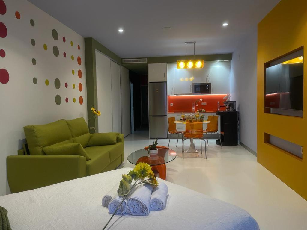 Lahola Glam Suites Торемолинос Екстериор снимка