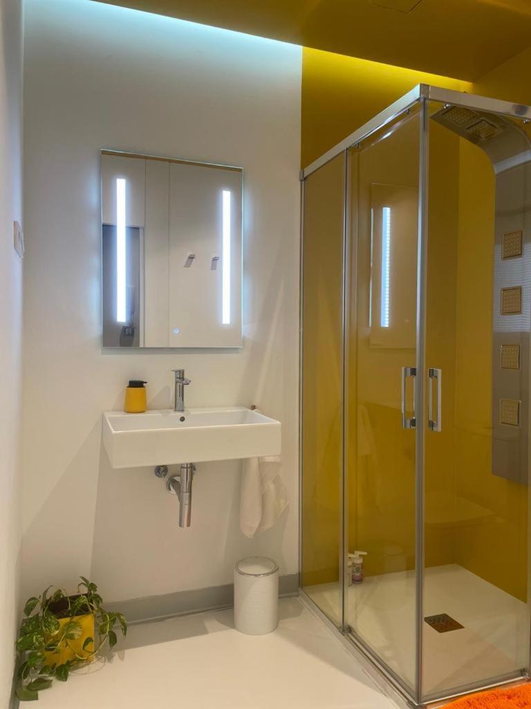 Lahola Glam Suites Торемолинос Стая снимка